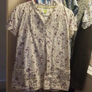 Healing hands scrub top size Large